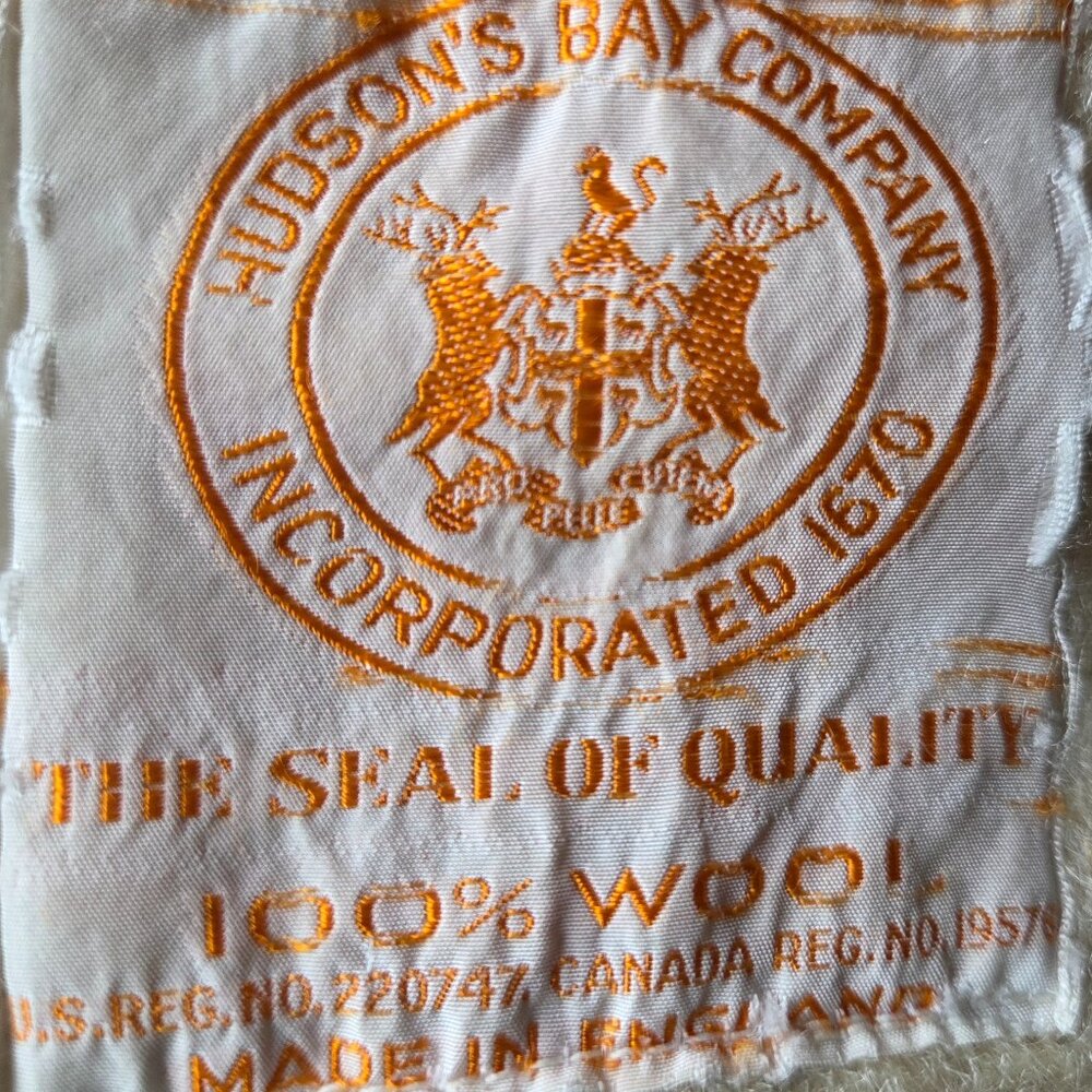 Hudson Bay Vintage Wool Blanket - Picture 5 of 10